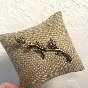 Brass Safety Scarf Pin, great for a Sweater, Hijab, Shawl or coat Fashion Brooch